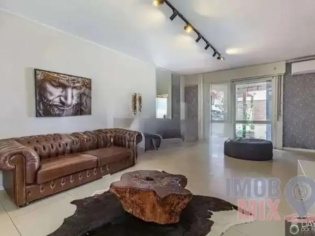 Casa / Sobrado para Locação em Porto Alegre/RS Jardim Lindóia 3 Quartos