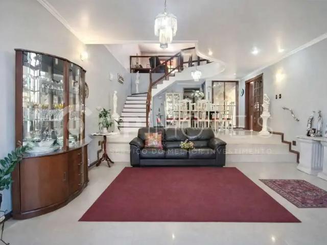 Casa / Sobrado para Locação em Porto Alegre/RS Jardim Lindóia 7 Quartos