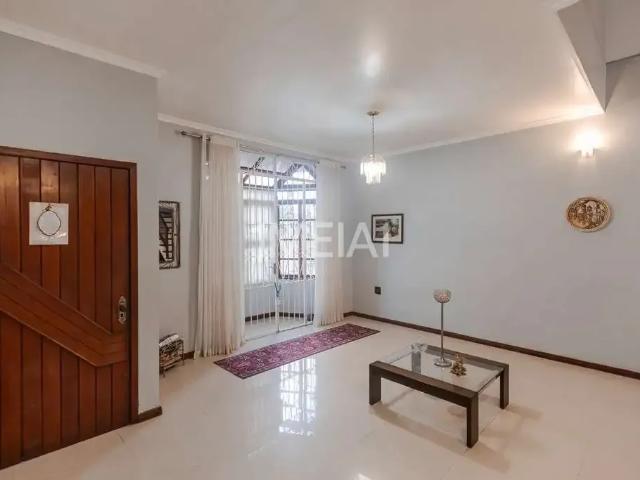 Casa / Sobrado para Locação em Porto Alegre/RS Jardim Lindóia 7 Quartos