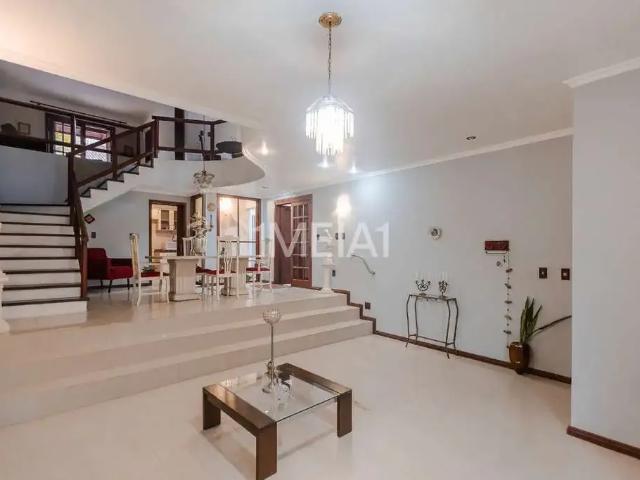 Casa / Sobrado para Locação em Porto Alegre/RS Jardim Lindóia 7 Quartos