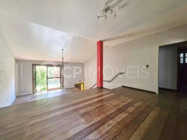 Casa / Sobrado para Locação em Porto Alegre/RS Jardim Planalto 3 Quartos