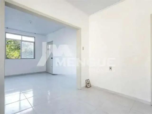 Casa / Sobrado para Locação em Porto Alegre/RS Jardim São Pedro 3 Quartos