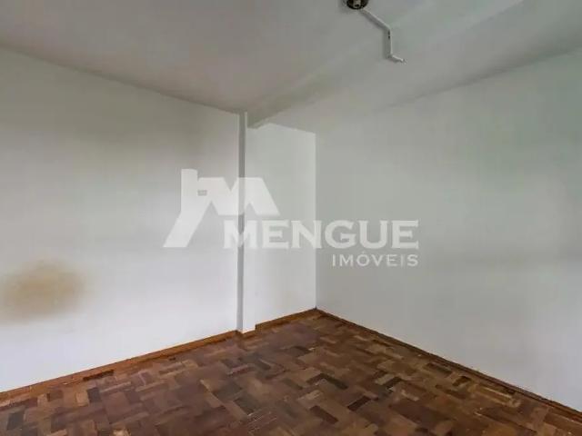 Casa / Sobrado para Locação em Porto Alegre/RS Jardim Sabará 3 Quartos