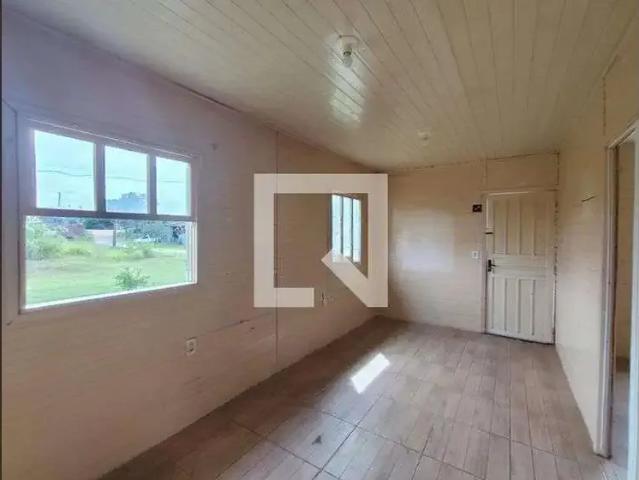 Casa / Sobrado para Locação em Porto Alegre/RS Lomba do Pinheiro 2 Quartos