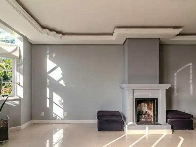 Casa / Sobrado para Locação em Porto Alegre/RS Morro Santana 3 Quartos