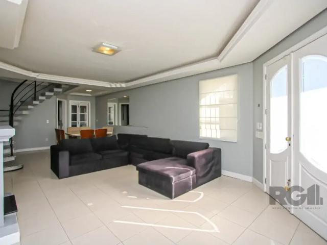 Casa / Sobrado para Locação em Porto Alegre/RS Morro Santana 3 Quartos