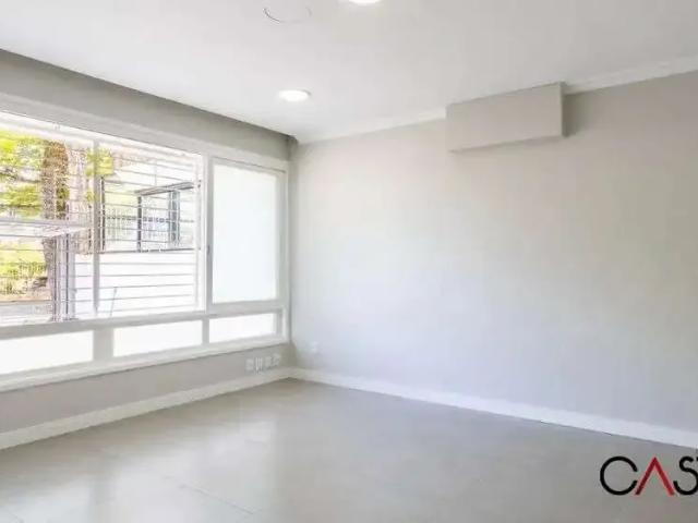 Casa / Sobrado para Locação em Porto Alegre/RS Menino Deus 3 Quartos
