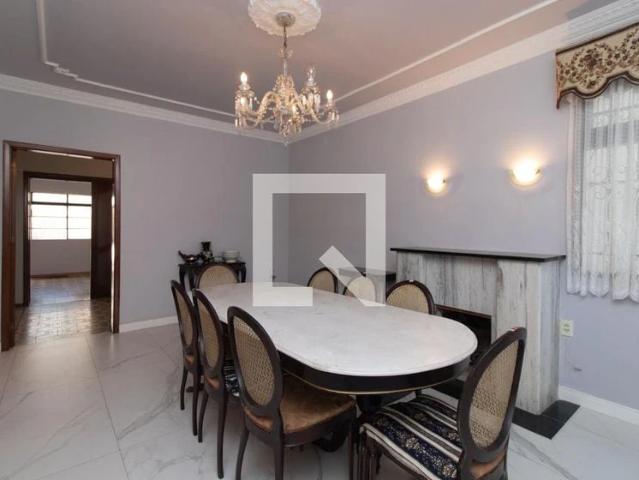 Casa / Sobrado para Locação em Porto Alegre/RS Menino Deus 3 Quartos