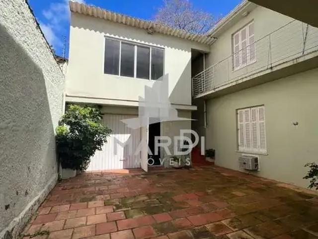 Casa / Sobrado para Locação em Porto Alegre/RS Menino Deus 3 Quartos