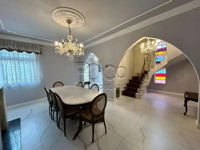 Casa / Sobrado para Locação em Porto Alegre/RS Menino Deus 2 Quartos