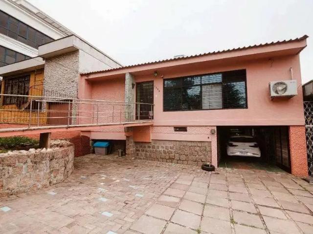 Casa / Sobrado para Locação em Porto Alegre/RS Menino Deus 4 Quartos
