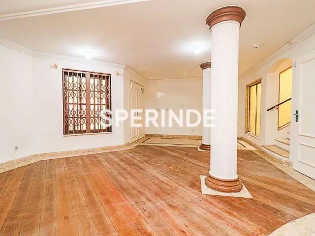 Casa / Sobrado para Locação em Porto Alegre/RS Menino Deus 5 Quartos