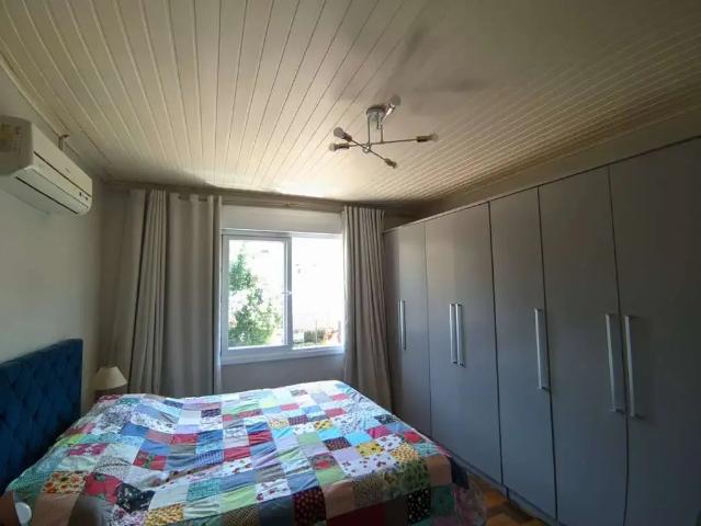 Casa / Sobrado para Locação em Porto Alegre/RS São Geraldo 3 Quartos