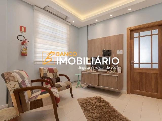 Casa / Sobrado para Locação em Porto Alegre/RS São Geraldo 3 Quartos