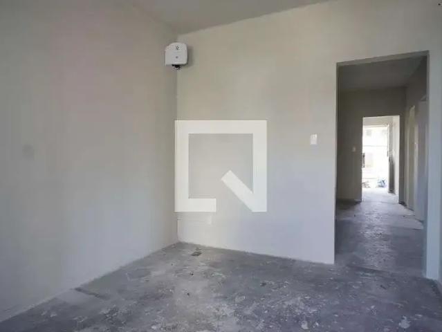 Casa / Sobrado para Locação em Porto Alegre/RS São Geraldo 6 Quartos