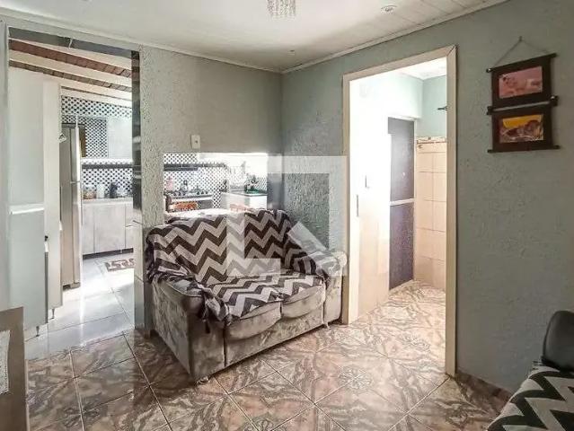 Casa / Sobrado para Locação em Porto Alegre/RS Santo Antônio 5 Quartos