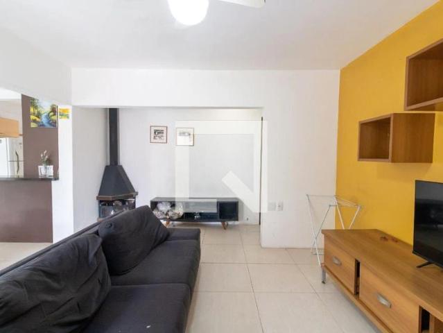 Casa / Sobrado para Locação em Porto Alegre/RS Santa Tereza 2 Quartos