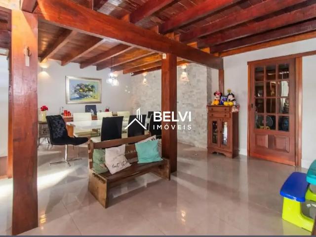 Casa / Sobrado para Locação em Porto Alegre/RS Santa Tereza 3 Quartos