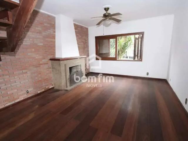 Casa / Sobrado para Locação em Porto Alegre/RS Santana 4 Quartos