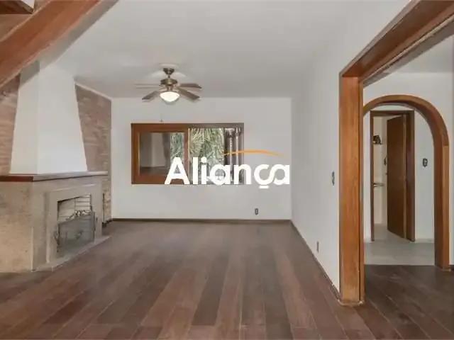 Casa / Sobrado para Locação em Porto Alegre/RS Santana 3 Quartos