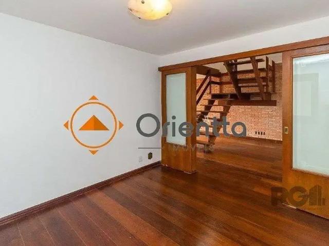 Casa / Sobrado para Locação em Porto Alegre/RS Santana 3 Quartos
