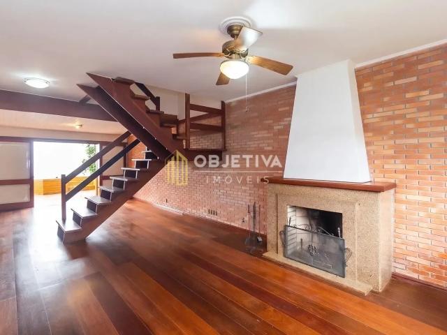 Casa / Sobrado para Locação em Porto Alegre/RS Santana 3 Quartos
