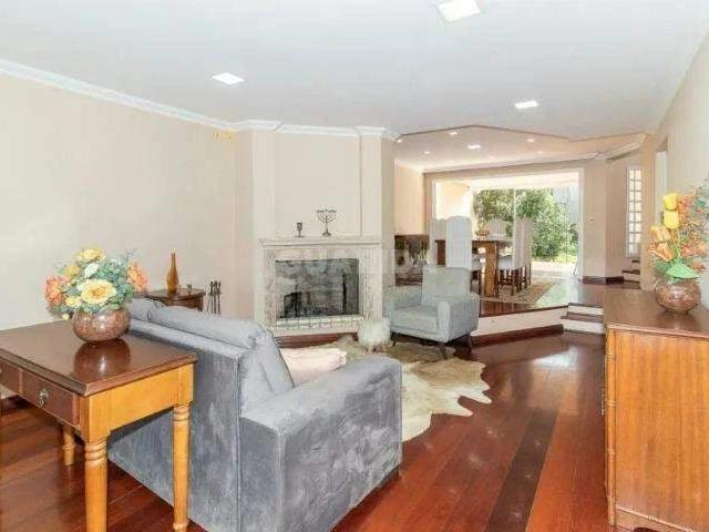 Casa / Sobrado para Locação em Porto Alegre/RS Santana 3 Quartos
