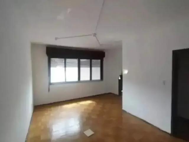 Casa / Sobrado para Locação em Porto Alegre/RS Sarandi 4 Quartos