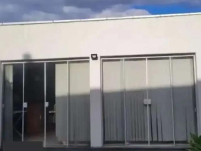 Casa / Sobrado para Locação em Porto Alegre/RS Sarandi 4 Quartos