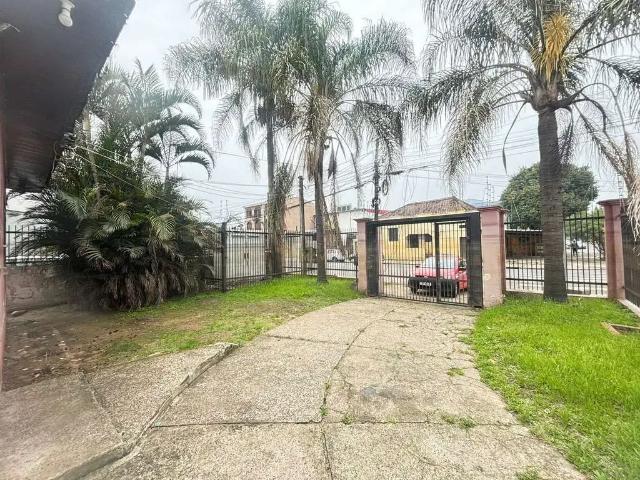 Casa / Sobrado para Locação em Porto Alegre/RS Sarandi 1 Quartos