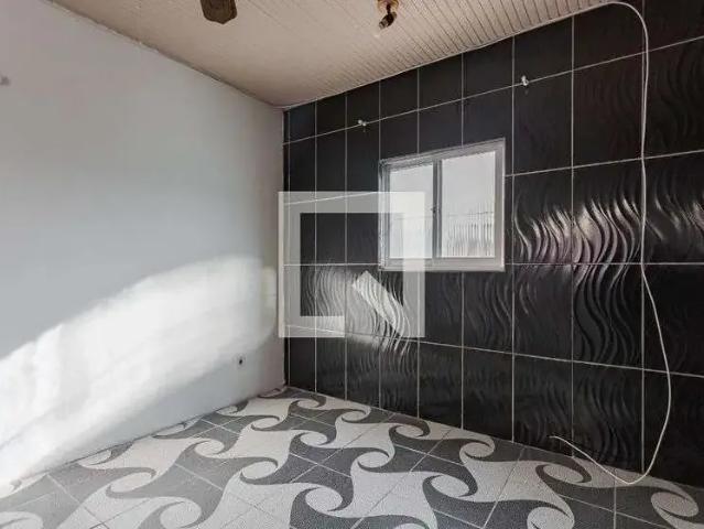 Casa / Sobrado para Locação em Porto Alegre/RS Sarandi 1 Quartos