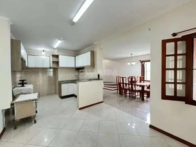 Casa / Sobrado para Locação em Porto Alegre/RS Sarandi 2 Quartos