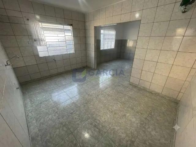 Casa / Sobrado para Locação em Porto Alegre/RS Sarandi 2 Quartos