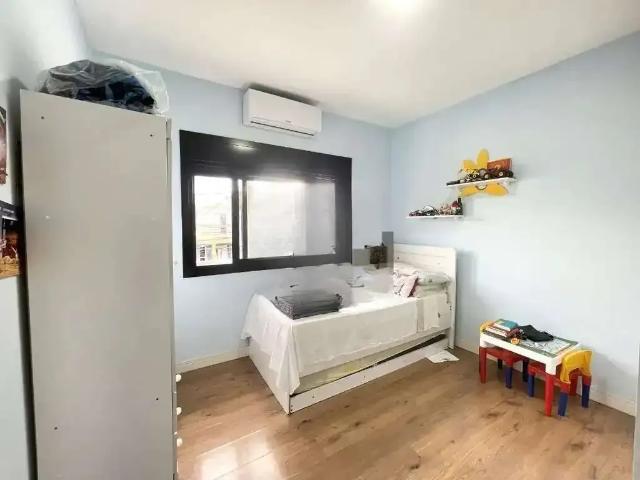 Casa / Sobrado para Locação em Porto Alegre/RS Sarandi 2 Quartos