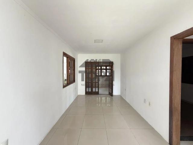 Casa / Sobrado para Locação em Porto Alegre/RS Sarandi 2 Quartos
