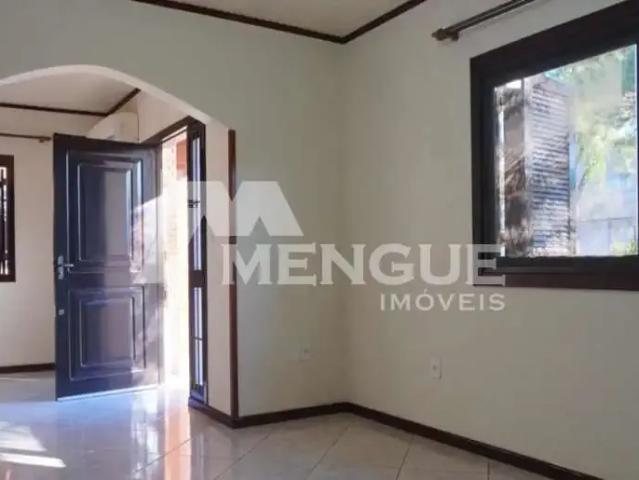 Casa / Sobrado para Locação em Porto Alegre/RS Sarandi 3 Quartos