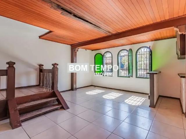 Casa / Sobrado para Locação em Porto Alegre/RS Parque Santa Fé 4 Quartos