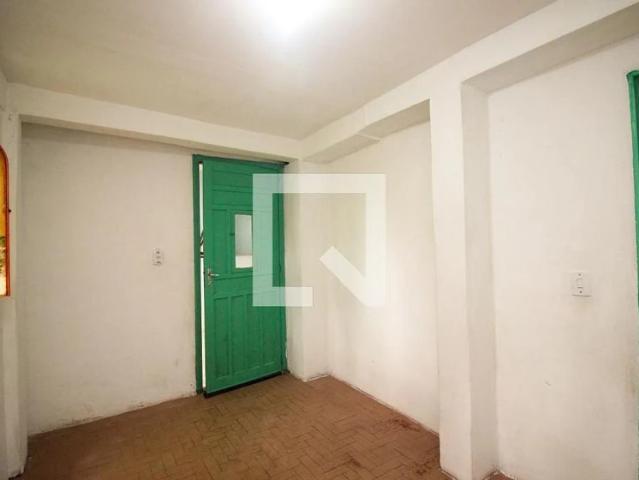 Casa / Sobrado para Locação em Porto Alegre/RS Partenon 1 Quartos