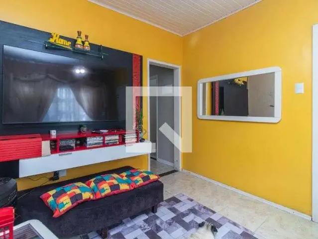Casa / Sobrado para Locação em Porto Alegre/RS Partenon 2 Quartos