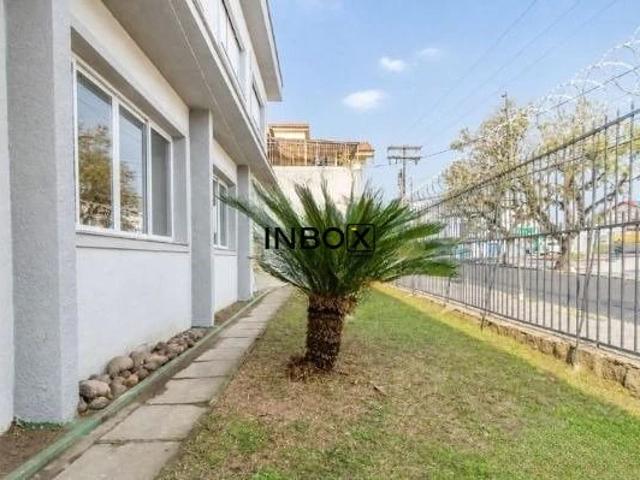 Casa / Sobrado para Locação em Porto Alegre/RS Partenon 4 Quartos