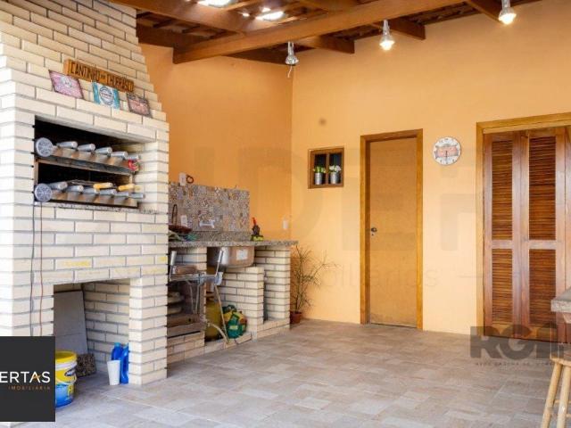 Casa / Sobrado para Locação em Porto Alegre/RS Partenon 4 Quartos