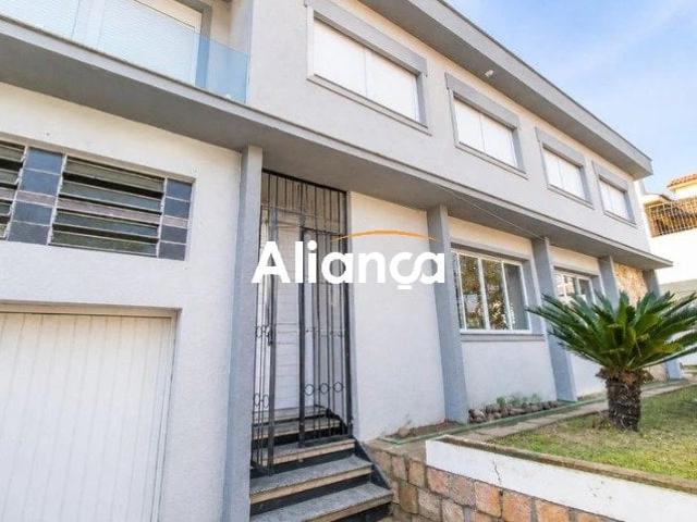 Casa / Sobrado para Locação em Porto Alegre/RS Partenon 4 Quartos