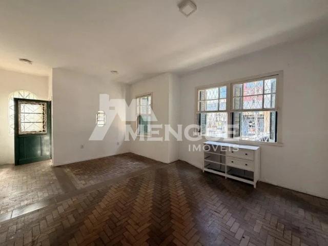 Casa / Sobrado para Locação em Porto Alegre/RS Passo da Areia 3 Quartos