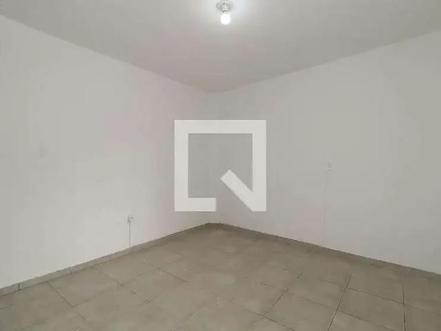Casa / Sobrado para Locação em Porto Alegre/RS Passo da Areia 2 Quartos
