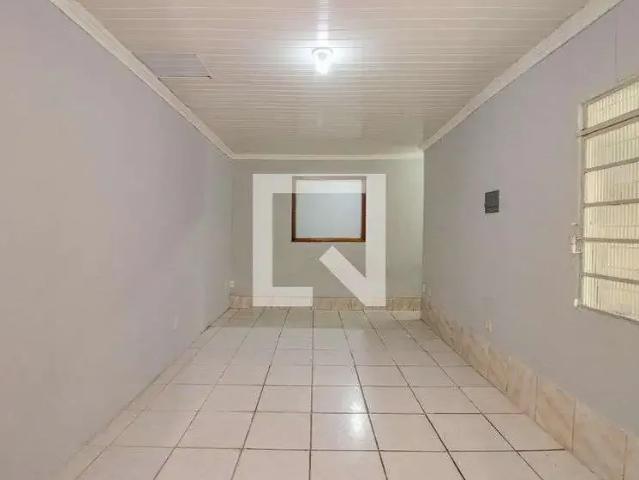 Casa / Sobrado para Locação em Porto Alegre/RS Passo da Areia 2 Quartos