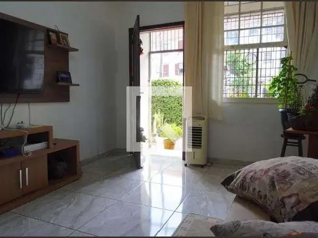 Casa / Sobrado para Locação em Porto Alegre/RS Passo da Areia 2 Quartos