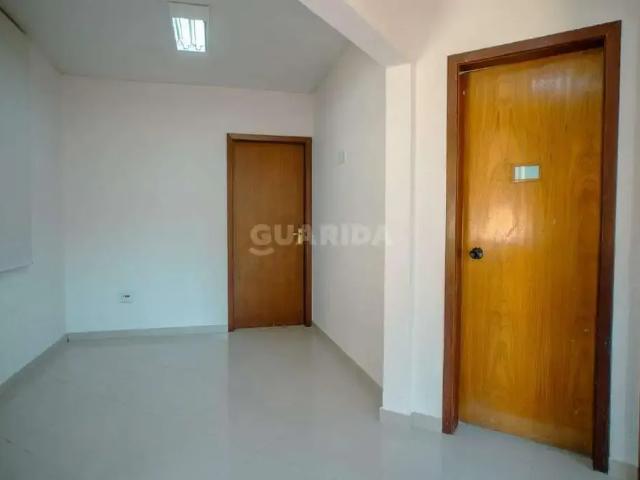 Casa / Sobrado para Locação em Porto Alegre/RS Passo da Areia 2 Quartos
