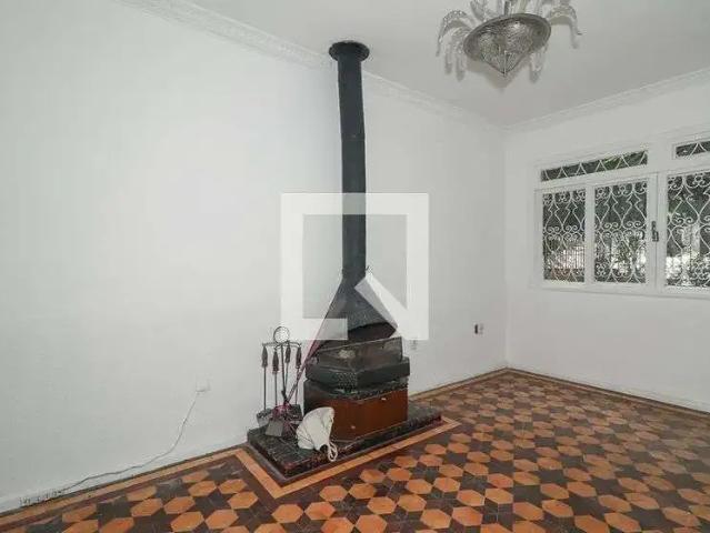 Casa / Sobrado para Locação em Porto Alegre/RS Petrópolis 4 Quartos