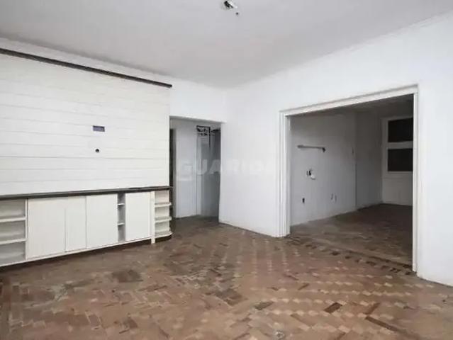 Casa / Sobrado para Locação em Porto Alegre/RS Petrópolis 4 Quartos