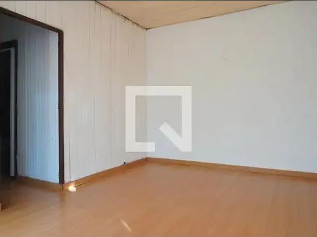 Casa / Sobrado para Locação em Porto Alegre/RS Petrópolis 2 Quartos